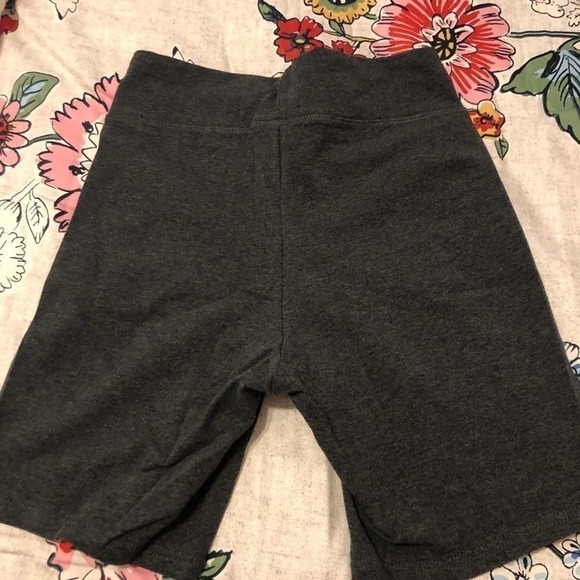 women biker shorts - Picture 5 of 7